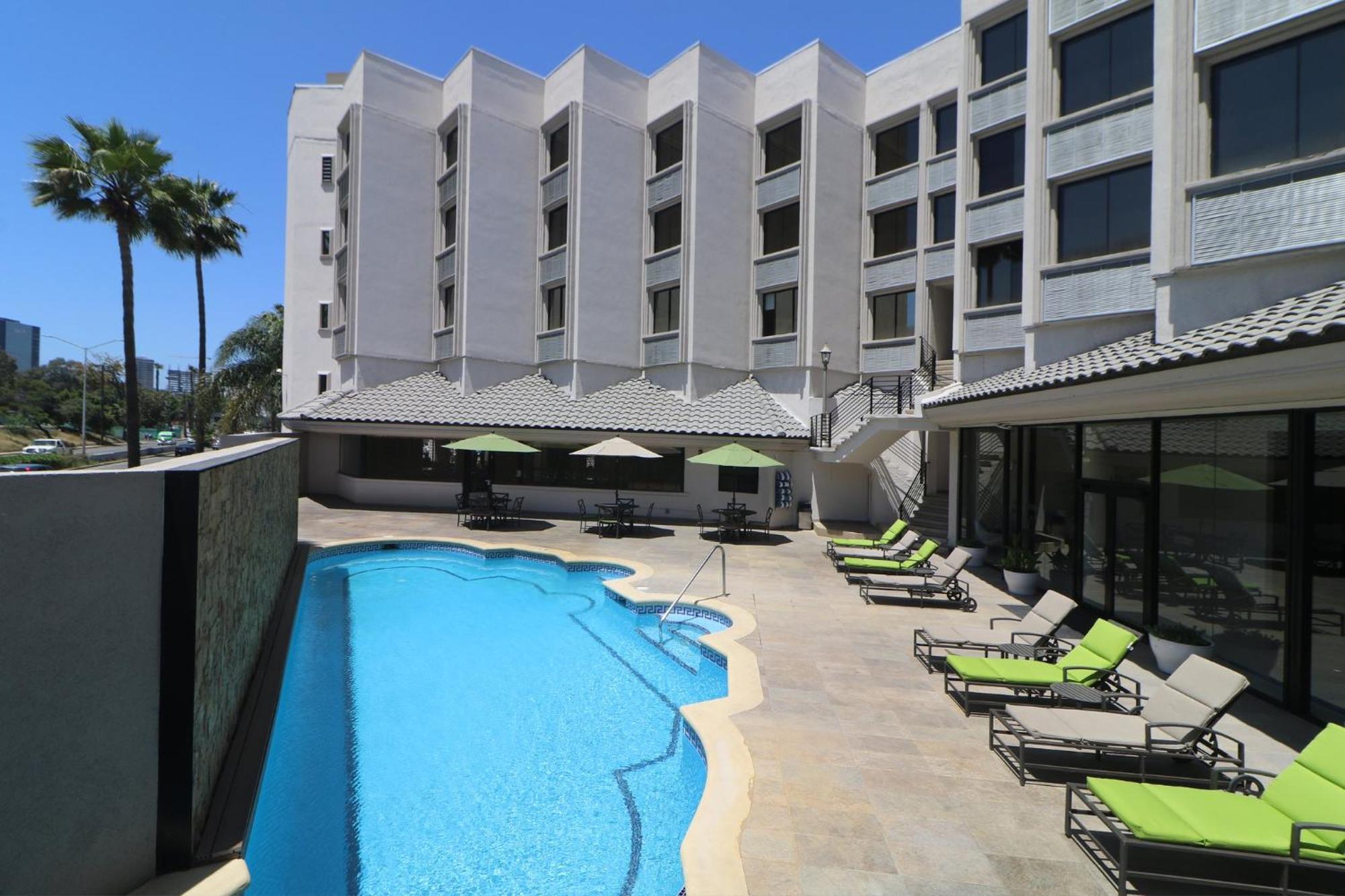 Holiday Inn Tijuana Zona Rio By Ihg Exterior photo