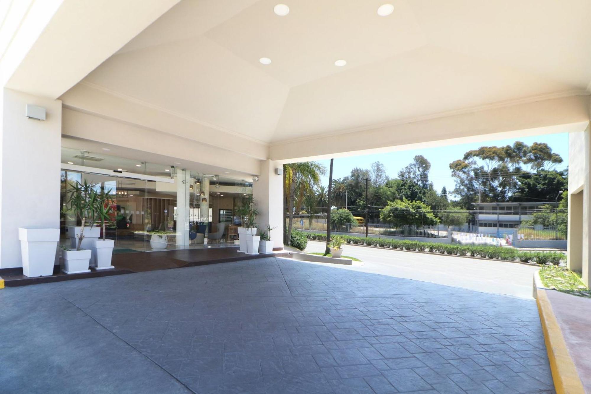 Holiday Inn Tijuana Zona Rio By Ihg Exterior photo
