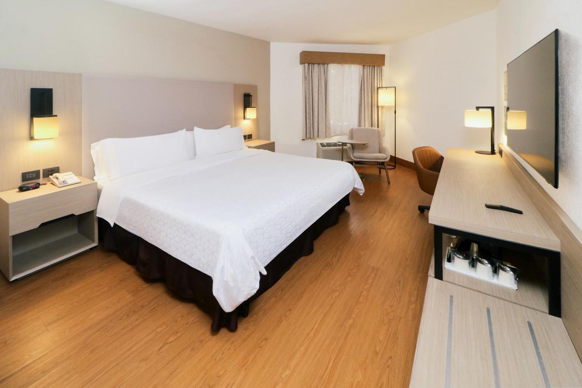Holiday Inn Tijuana Zona Rio By Ihg Exterior photo